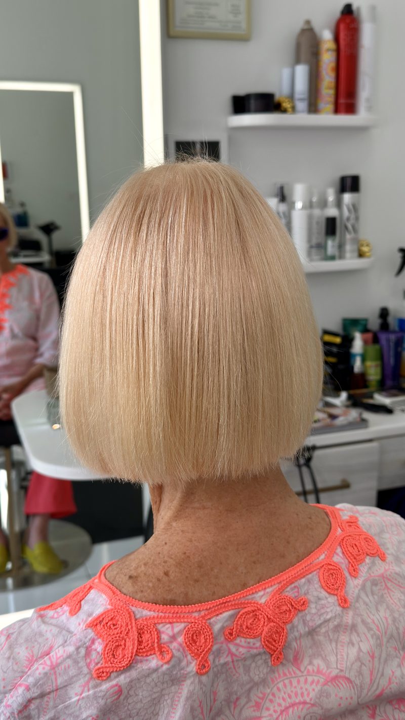 Bright blonde lob, fresh finish
